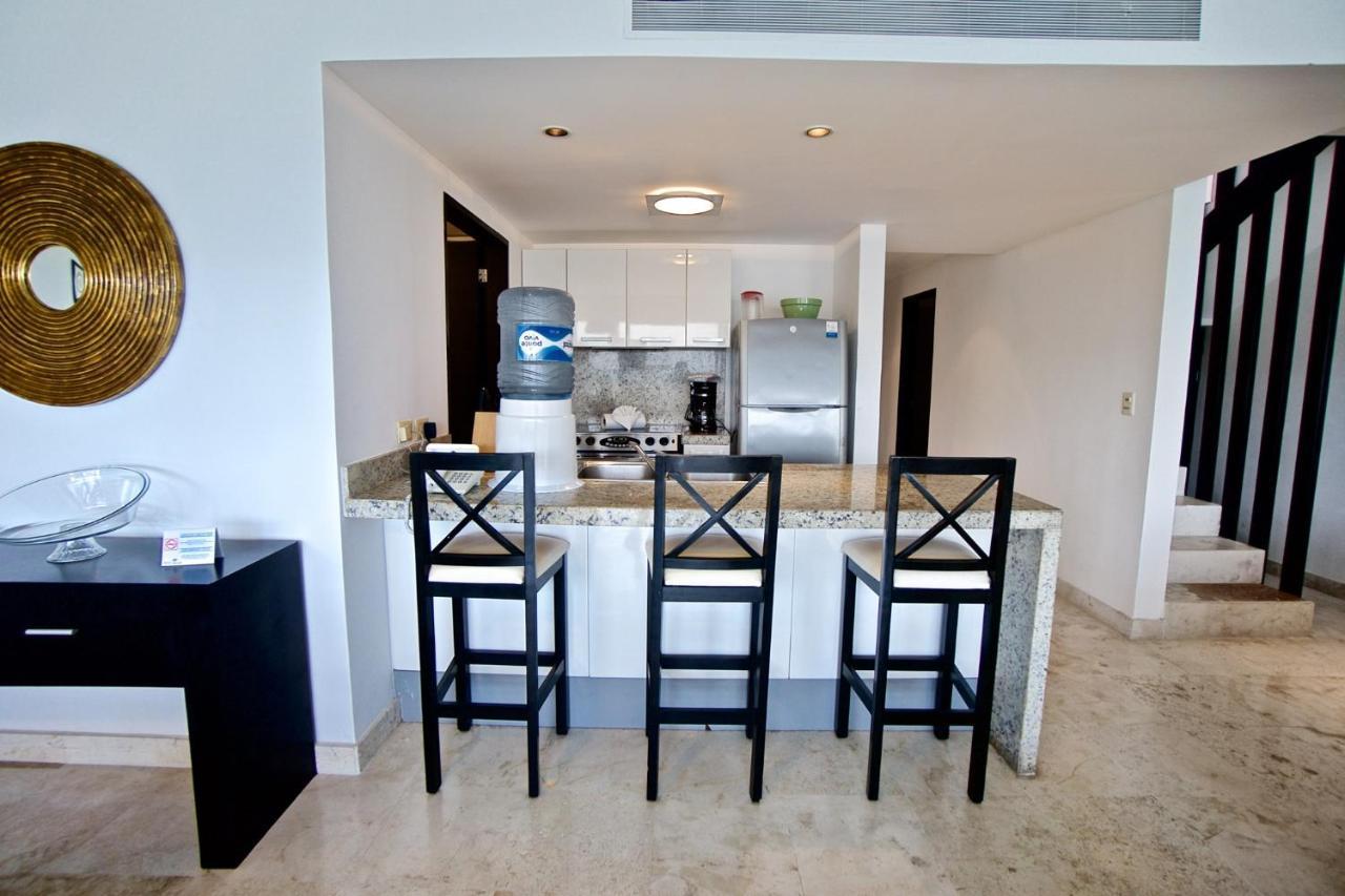 Elements Penthouse 14 *